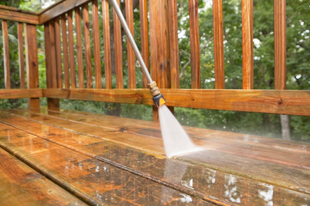 Why Choose Our Certified Pressure Washing Experts for Your Project Needs in Eupora, MS?